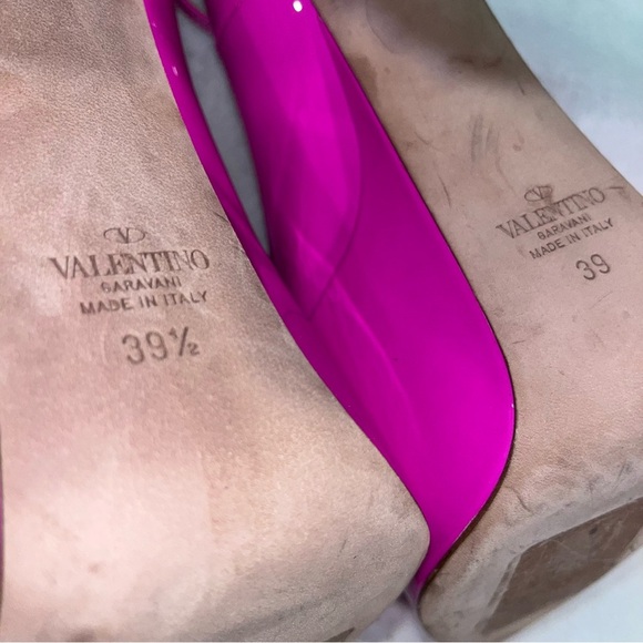 VALENTINO GARAVANI Tan-Go 155 Hot Pink Patent Platform Pumps 39 Logo New FLAW - Picture 13 of 14